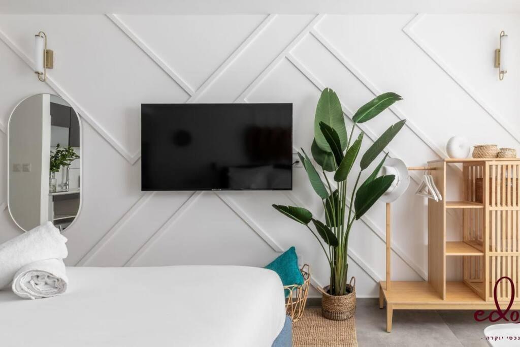 דירה מהממת 50 מטר מהחוף- By Edom Apartment